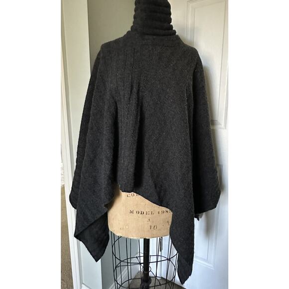ALEXANDRA BARTLETT 100% Wool Turtleneck Sweater Poncho Top Dark Gray Charcoal - Picture 1 of 16